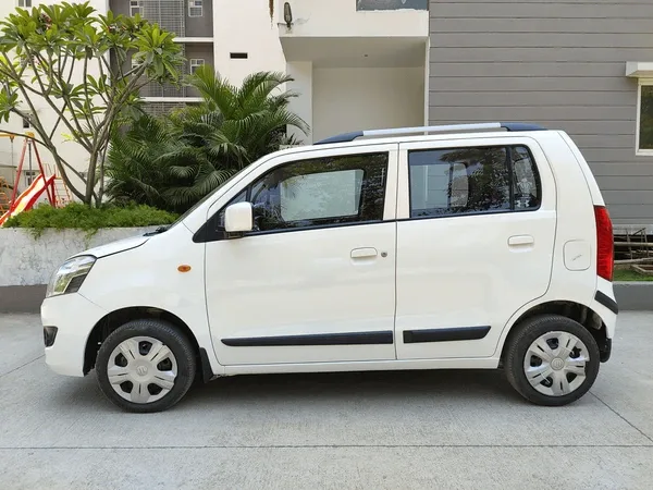 Suzuki Wagon R cheapest car rent Karachi